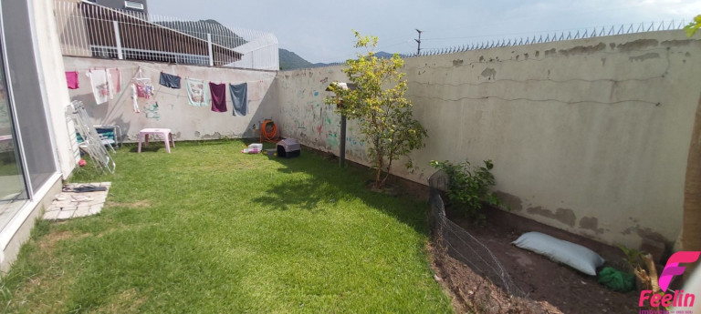 Imagem Casa com 3 Quartos à Venda, 136 m² em Ribeirão Da Ilha - Florianópolis Imagem Casa com 3 Quartos à Venda, 136 m² em Ribeirão Da Ilha - Florianópolis