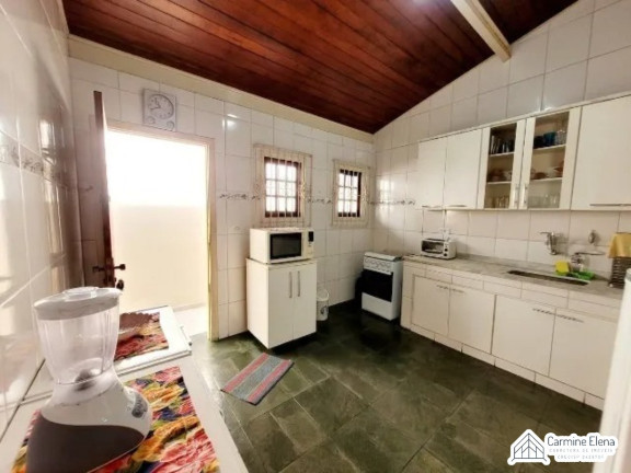 Imagem Casa com 5 Quartos para Alugar, 400 m² em Centro - Ubatuba