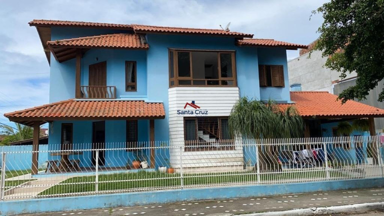 Imagem Casa com 3 Quartos à Venda, 192 m² em Canasvieiras - Florianópolis Imagem Casa com 3 Quartos à Venda, 192 m² em Canasvieiras - Florianópolis