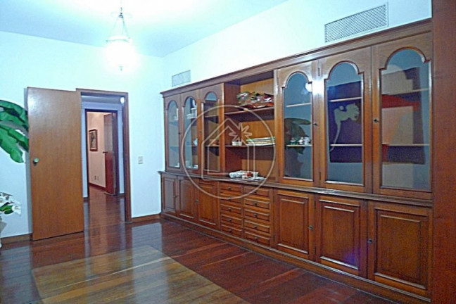 Imagem Apartamento com 3 Quartos à Venda, 184 m² em Copacabana - Rio De Janeiro Imagem Apartamento com 3 Quartos à Venda, 184 m² em Copacabana - Rio De Janeiro