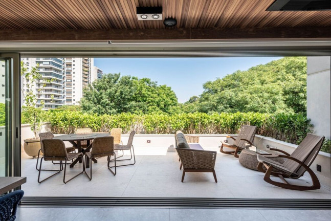 Imagem Imóvel com 4 Quartos à Venda, em Alto De Pinheiros - São Paulo Imagem Imóvel com 4 Quartos à Venda, em Alto De Pinheiros - São Paulo