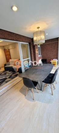 Imagem Apartamento com 3 Quartos à Venda, 127 m²