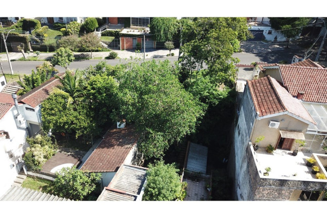 Imagem Terreno à Venda, 532 m² em Petrópolis - Porto Alegre Imagem Terreno à Venda, 532 m² em Petrópolis - Porto Alegre