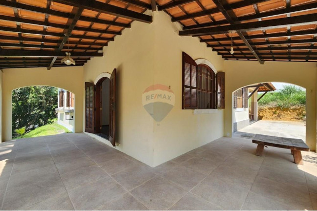 Imagem Casa com 4 Quartos à Venda, 300 m² em Várzea Das Moças - Niterói