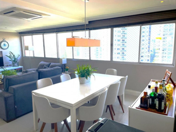 Imagem Imóvel com 3 Quartos à Venda, 111 m² em Bela Vista - Porto Alegre Imagem Imóvel com 3 Quartos à Venda, 111 m² em Bela Vista - Porto Alegre