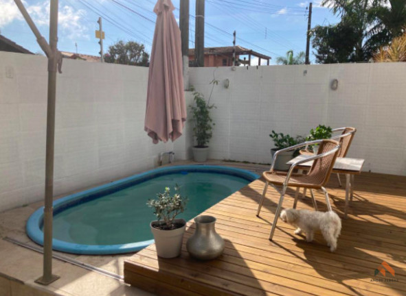 Imagem Casa com 3 Quartos à Venda, 150 m²