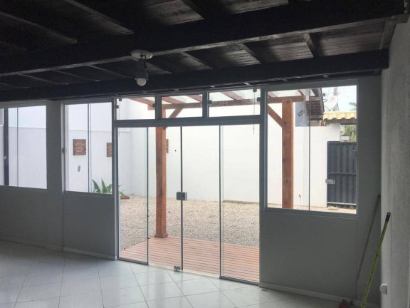 Imagem Casa com 5 Quartos à Venda, 250 m² em Xv De Novembro - Tijucas Imagem Casa com 5 Quartos à Venda, 250 m² em Xv De Novembro - Tijucas