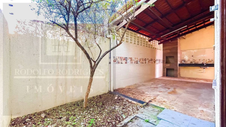 Imagem Casa de Condomínio com 3 Quartos à Venda, 83 m² em Lagoa Redonda - Fortaleza