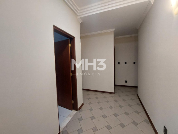 Imagem Sobrado com 3 Quartos à Venda, 358 m² em Loteamento Caminhos De São Conrado (sousas) - Campinas Imagem Sobrado com 3 Quartos à Venda, 358 m² em Loteamento Caminhos De São Conrado (sousas) - Campinas