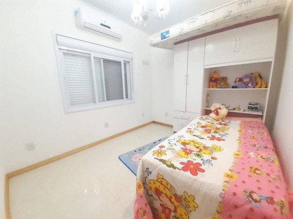 Imagem Casa com 4 Quartos à Venda, 120 m² em Xangri-lá Imagem Casa com 4 Quartos à Venda, 120 m² em Xangri-lá