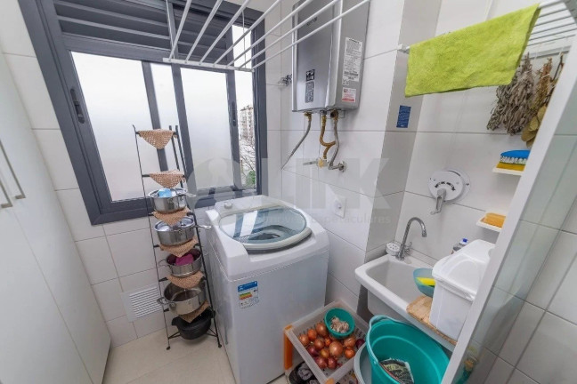 Imagem Apartamento com 3 Quartos à Venda, 81 m² em Santana - Porto Alegre
