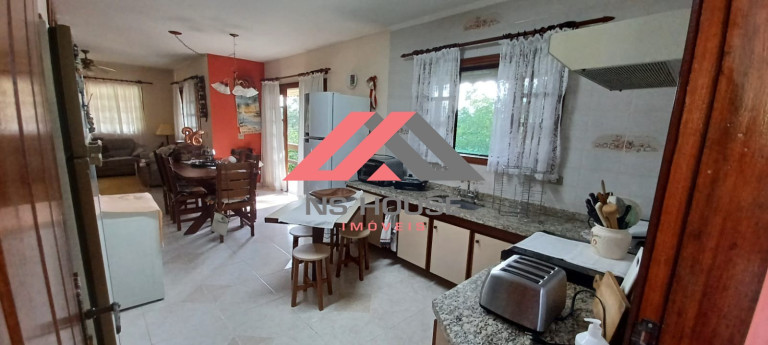 Imagem Casa com 3 Quartos à Venda, 200 m² em Mato Dentro - Mairiporã Imagem Casa com 3 Quartos à Venda, 200 m² em Mato Dentro - Mairiporã