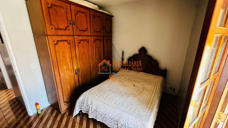 Imagem Sobrado com 3 Quartos à Venda, 179 m² em Jardim Santa Clara - Guarulhos Imagem Sobrado com 3 Quartos à Venda, 179 m² em Jardim Santa Clara - Guarulhos
