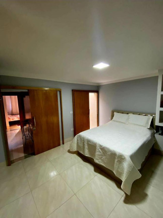 Imagem Casa com 3 Quartos à Venda, 193 m² em Jardim Liberdade - Maringá Imagem Casa com 3 Quartos à Venda, 193 m² em Jardim Liberdade - Maringá