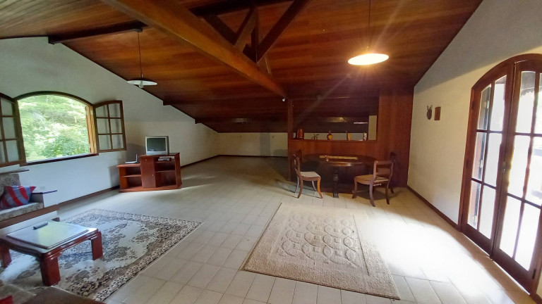 Imagem Casa com 3 Quartos à Venda, em Debossan - Nova Friburgo Imagem Casa com 3 Quartos à Venda, em Debossan - Nova Friburgo