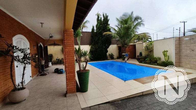 Imagem Sobrado com 3 Quartos à Venda, 270 m² em Jardim Suarão - Itanhaém Imagem Sobrado com 3 Quartos à Venda, 270 m² em Jardim Suarão - Itanhaém