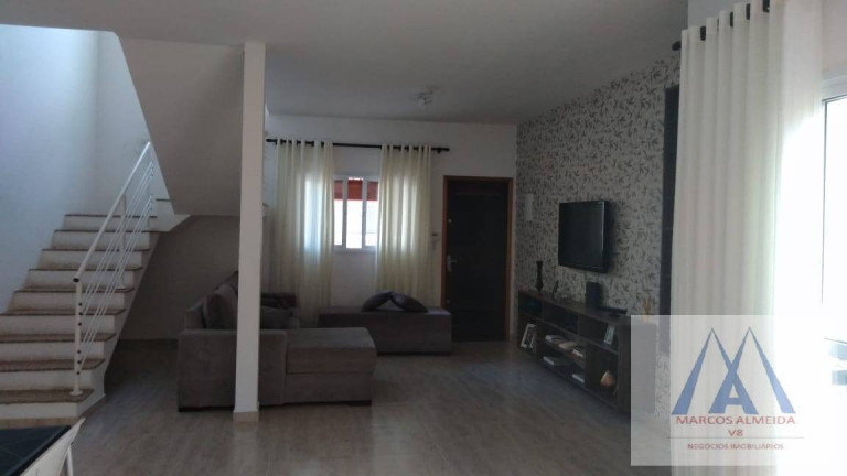 Imagem Sobrado com 3 Quartos à Venda, 180 m² em Vila Cecília - Mogi Das Cruzes Imagem Sobrado com 3 Quartos à Venda, 180 m² em Vila Cecília - Mogi Das Cruzes