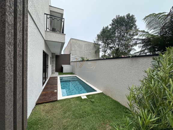 Imagem Sobrado com 3 Quartos à Venda, 302 m² em Boa Vista - Curitiba Imagem Sobrado com 3 Quartos à Venda, 302 m² em Boa Vista - Curitiba