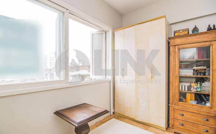 Imagem Apartamento com 3 Quartos à Venda, 98 m² em Moinhos De Vento - Porto Alegre Imagem Apartamento com 3 Quartos à Venda, 98 m² em Moinhos De Vento - Porto Alegre