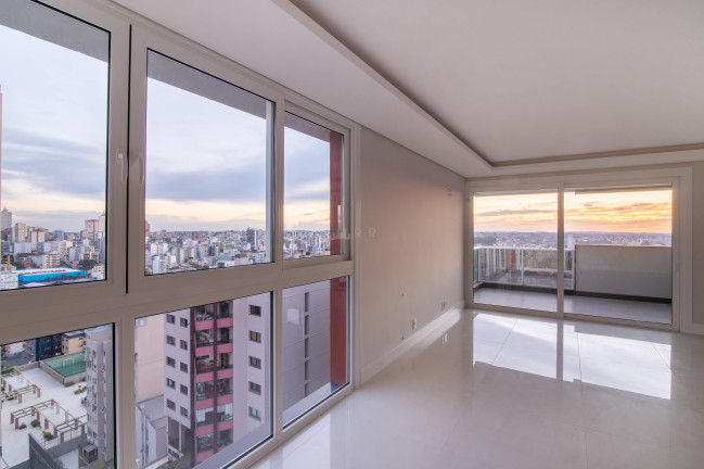 Imagem Apartamento com 3 Quartos à Venda, 242 m² em Madureira - Caxias Do Sul