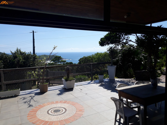 Imagem Casa com 7 Quartos à Venda,  em Silveira - Garopaba