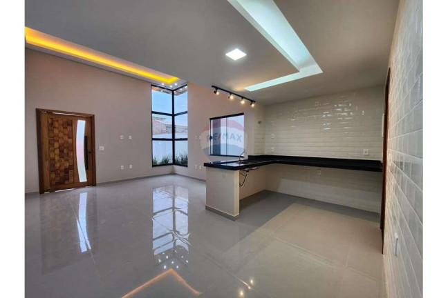 Imagem Casa com 3 Quartos à Venda, 116 m² em Bairro Itaipuacu - Maricá Imagem Casa com 3 Quartos à Venda, 116 m² em Bairro Itaipuacu - Maricá