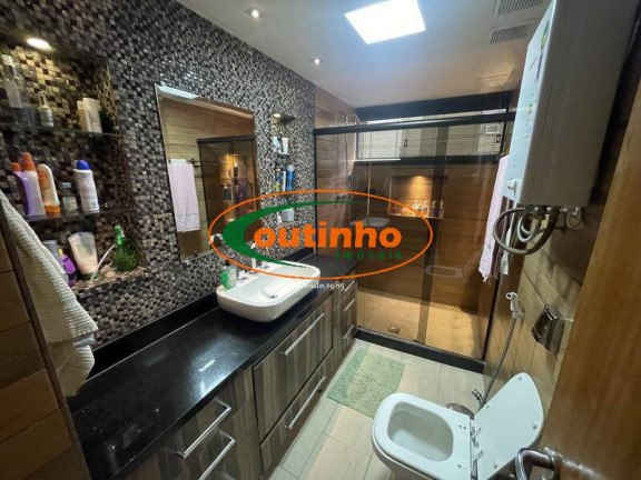 Imagem Apartamento com 3 Quartos à Venda, 92 m² em Tijuca - Rio De Janeiro Imagem Apartamento com 3 Quartos à Venda, 92 m² em Tijuca - Rio De Janeiro