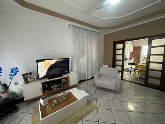Imagem Casa com 3 Quartos à Venda, 133 m² em Centro - Balneário Camboriú