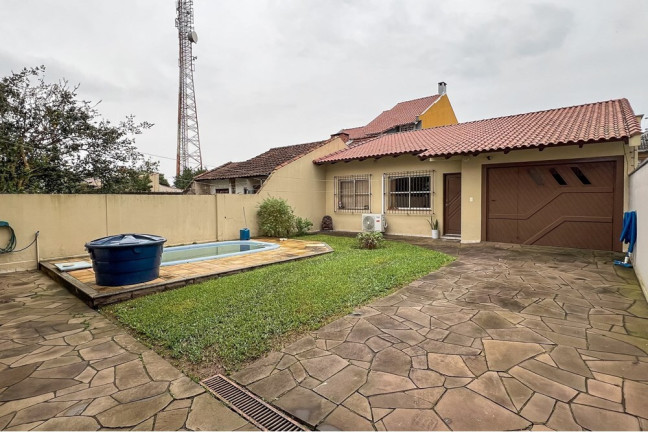 Imagem Casa com 3 Quartos à Venda, 241 m² em São José - Canoas Imagem Casa com 3 Quartos à Venda, 241 m² em São José - Canoas