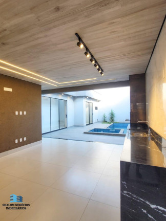 Imagem Casa com 4 Quartos à Venda, 216 m² em Moinho Dos Ventos - Goiânia Imagem Casa com 4 Quartos à Venda, 216 m² em Moinho Dos Ventos - Goiânia
