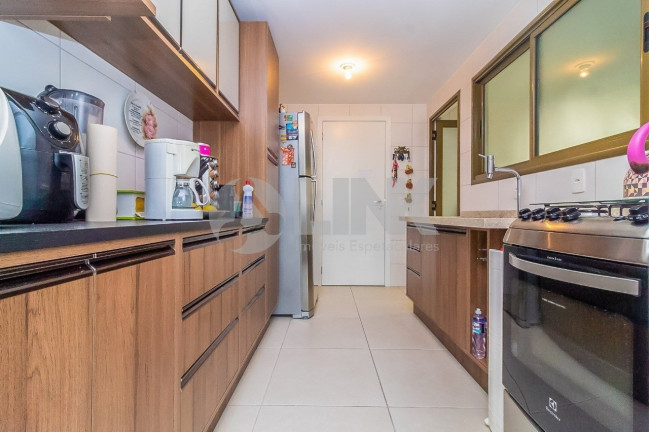 Imagem Apartamento com 3 Quartos à Venda, 122 m² em Petrópolis - Porto Alegre Imagem Apartamento com 3 Quartos à Venda, 122 m² em Petrópolis - Porto Alegre