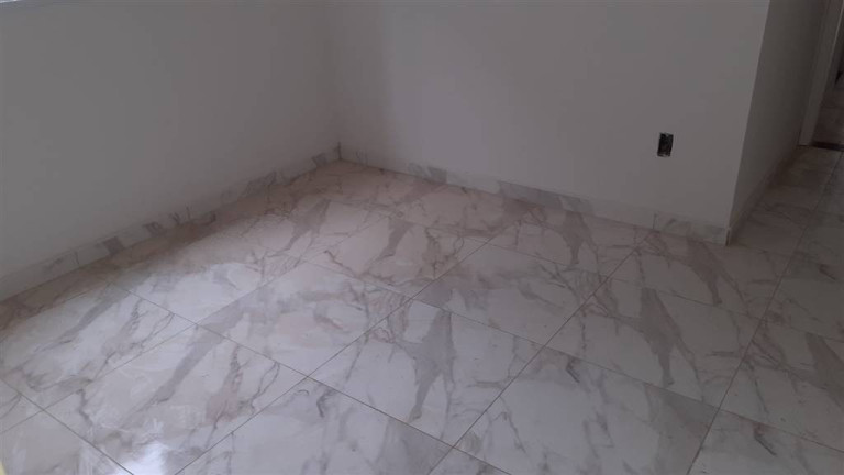 Imagem Casa com 2 Quartos à Venda, 10 m² em Maracanã - Praia Grande Imagem Casa com 2 Quartos à Venda, 10 m² em Maracanã - Praia Grande