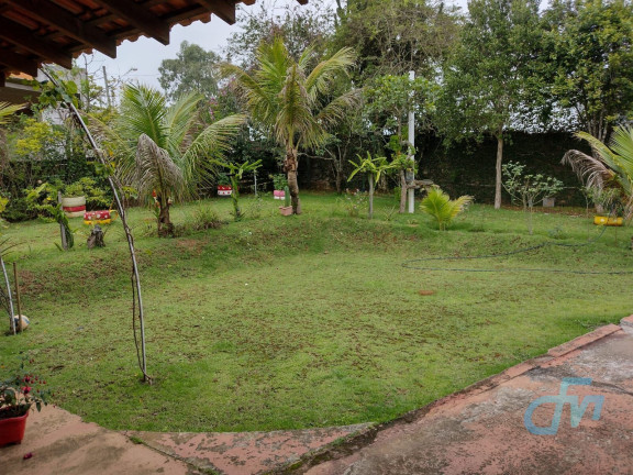 Imagem Imóvel com 2 Quartos à Venda, 2.260 m² em Parque Das Varinhas - Mogi Das Cruzes