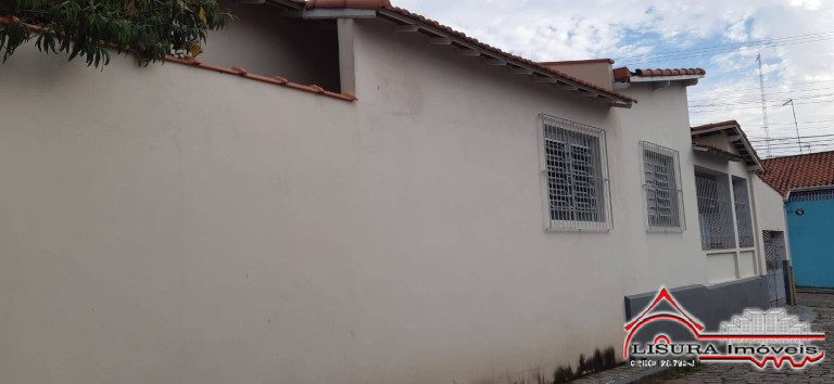 Imagem Casa com 3 Quartos à Venda, 230 m² em Centro - Jacareí Imagem Casa com 3 Quartos à Venda, 230 m² em Centro - Jacareí