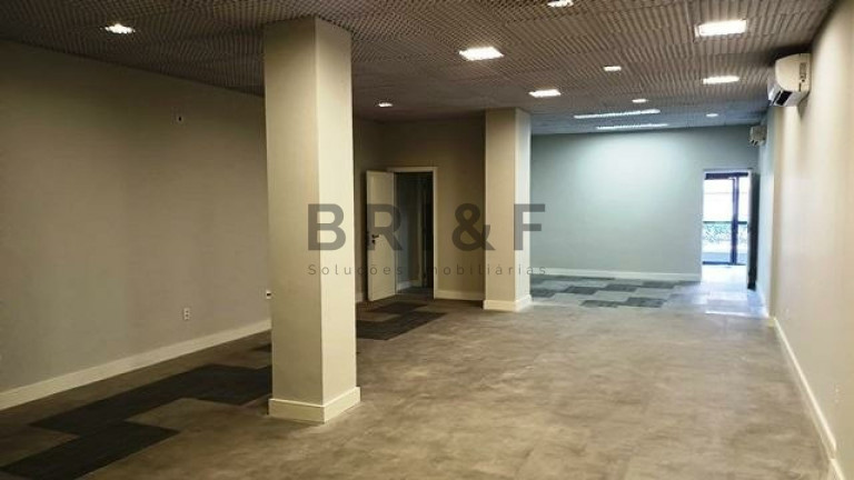 Imóvel Comercial à Venda ou Locação, 366 m² em Santo Amaro - São Paulo