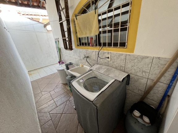 Imagem Casa com 3 Quartos à Venda, 120 m² em Real - Praia Grande