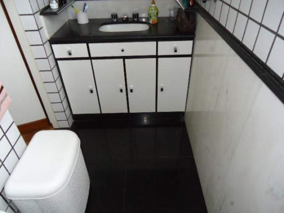 Imagem Apartamento com 3 Quartos à Venda, 133 m² em Jose Menino - Santos