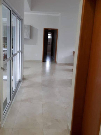 Imagem Casa com 4 Quartos à Venda, 235 m² em Quiririm - Taubaté Imagem Casa com 4 Quartos à Venda, 235 m² em Quiririm - Taubaté