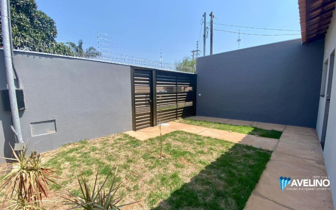 Imagem Casa com 2 Quartos à Venda, 60 m² em Jardim Samambaia - Campo Grande