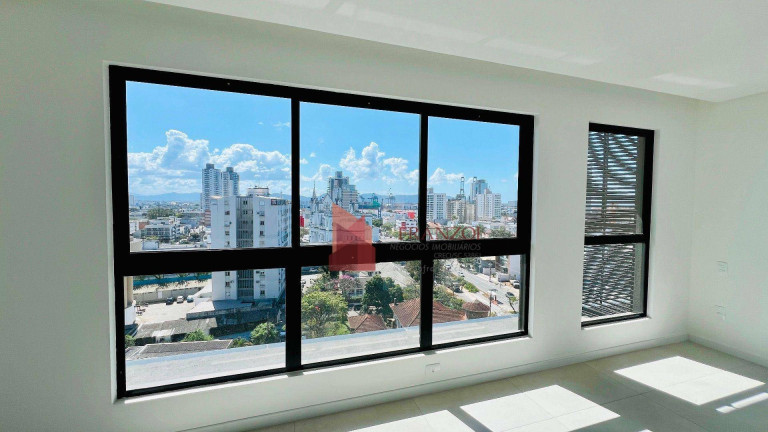 Loft com 1 Quarto à Venda, 40 m² em Centro - Itajaí
