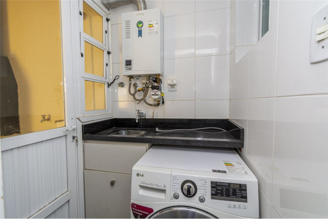 Imagem Casa com 3 Quartos à Venda, em Olaria - Canoas Imagem Casa com 3 Quartos à Venda, em Olaria - Canoas