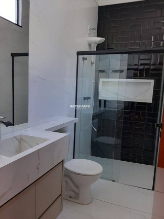 Imagem Casa com 3 Quartos à Venda, 150 m² Imagem Casa com 3 Quartos à Venda, 150 m²