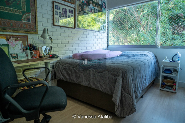 Imagem Imóvel com 3 Quartos à Venda, 101 m² em Humaitá - Rio De Janeiro Imagem Imóvel com 3 Quartos à Venda, 101 m² em Humaitá - Rio De Janeiro