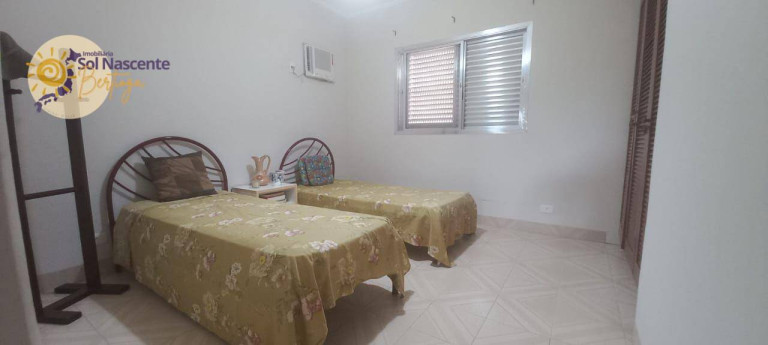Imagem Casa com 4 Quartos à Venda, 363 m² em Indaiá - Bertioga Imagem Casa com 4 Quartos à Venda, 363 m² em Indaiá - Bertioga
