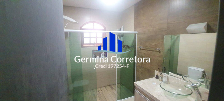 Imagem Casa com 4 Quartos à Venda, 200 m² em Jardim Santa Brígida - Carapicuíba Imagem Casa com 4 Quartos à Venda, 200 m² em Jardim Santa Brígida - Carapicuíba