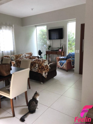 Imagem Casa com 3 Quartos à Venda, 200 m² em Campeche - Florianópolis Imagem Casa com 3 Quartos à Venda, 200 m² em Campeche - Florianópolis