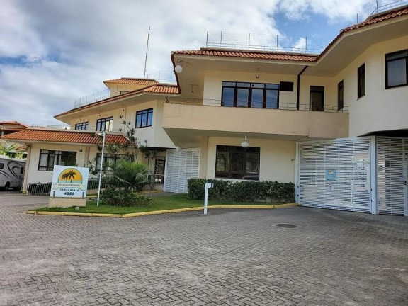 Imagem Sobrado com 4 Quartos para Alugar, 160 m² em Cachoeira Do Bom Jesus - Florianópolis