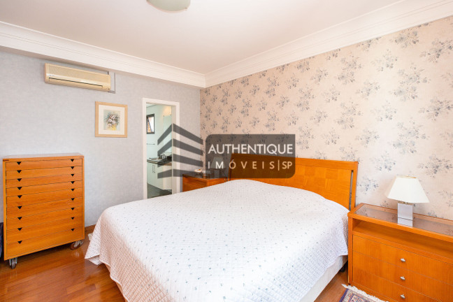 Imagem Apartamento com 3 Quartos à Venda, 161 m² em Moema - São Paulo Imagem Apartamento com 3 Quartos à Venda, 161 m² em Moema - São Paulo