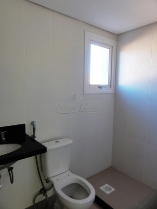 Imagem Casa com 4 Quartos à Venda, 181 m² em Vila Assunção - Porto Alegre Imagem Casa com 4 Quartos à Venda, 181 m² em Vila Assunção - Porto Alegre