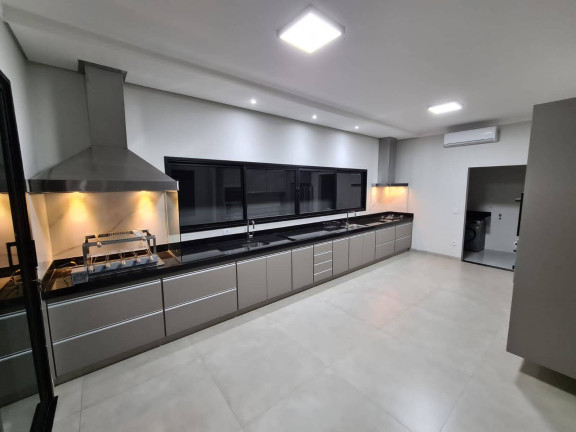 Imagem Casa com 3 Quartos à Venda, 300 m² em Bauru Imagem Casa com 3 Quartos à Venda, 300 m² em Bauru